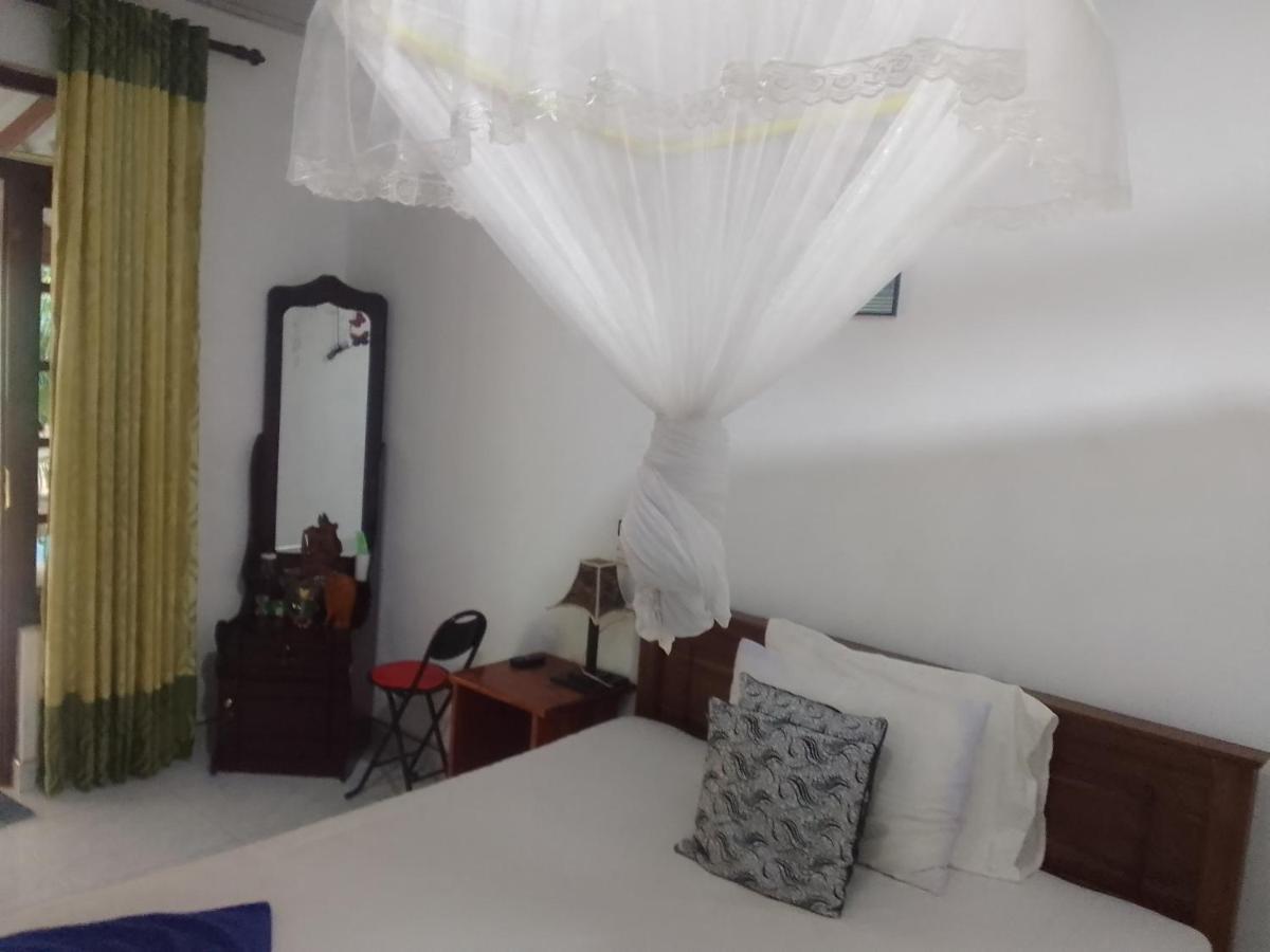 Sigiriya Village Home Stay & Private Room Luaran gambar
