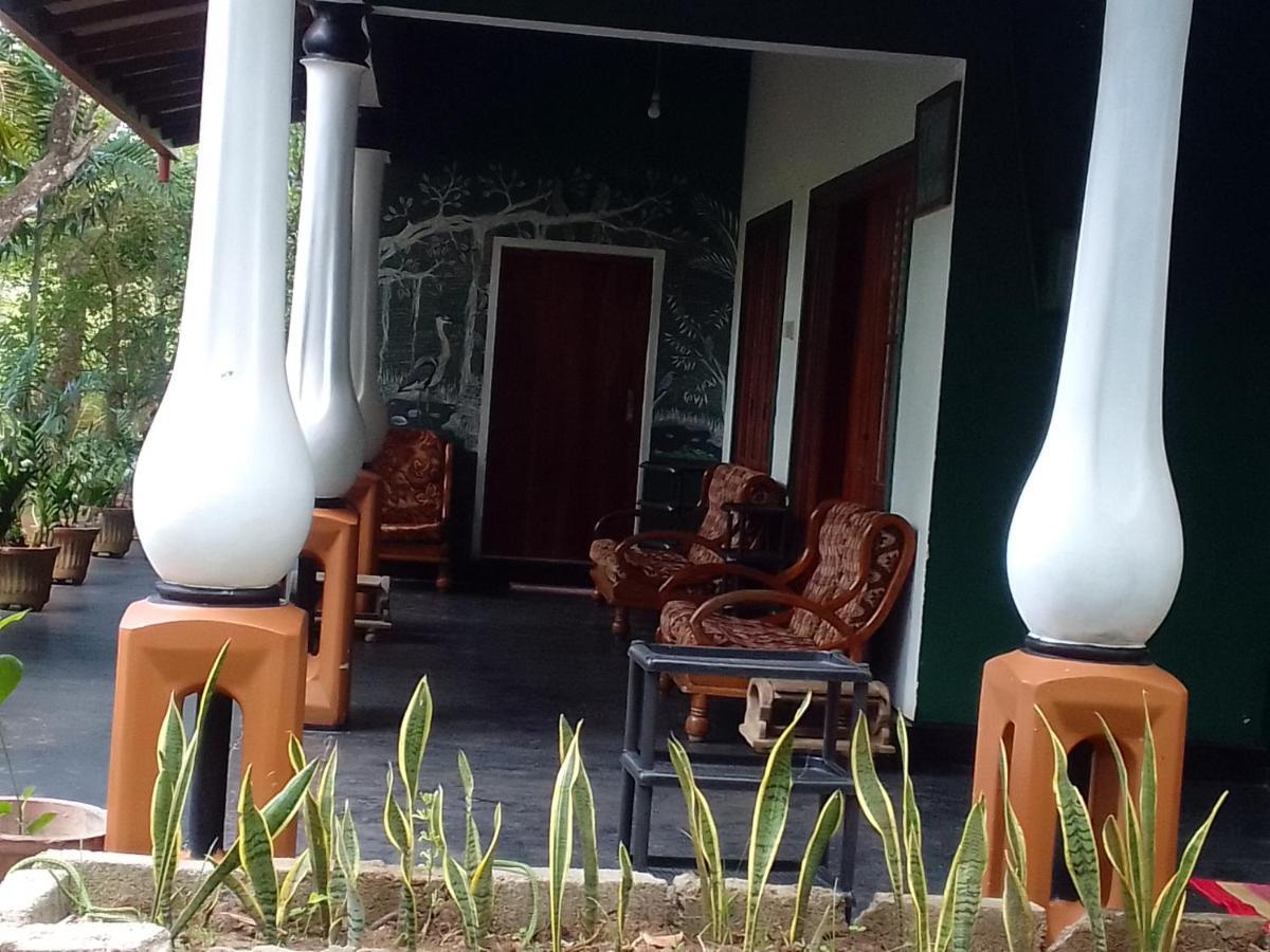 Sigiriya Village Home Stay & Private Room Luaran gambar